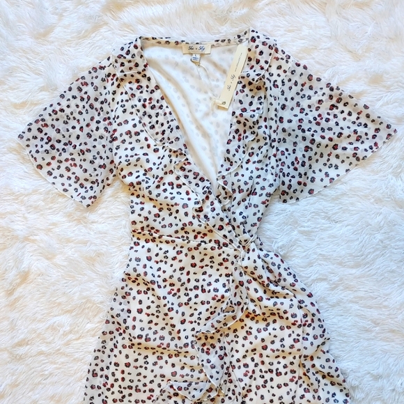 She + Sky || Flowy Wrap Dress with Tie Detail & Flutter Neckline, Size L - Picture 3 of 7
